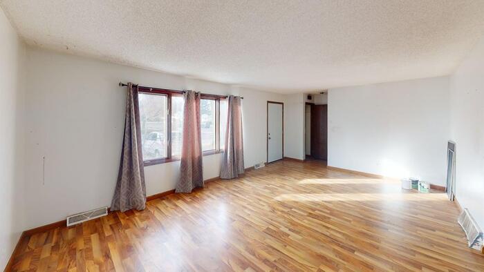 Photo - 329 W Indiana Ave