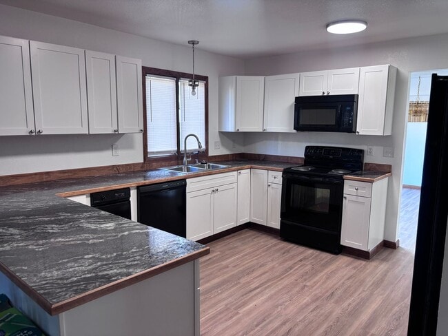 Photo - Newly Updated 4 Bedroom East Anchorage Home!