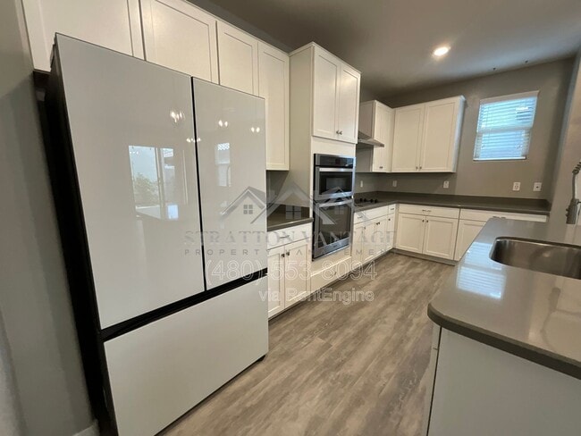 Photo - 11689 N 166th Dr