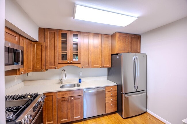 Photo - 755 Fairview Ave Unit C