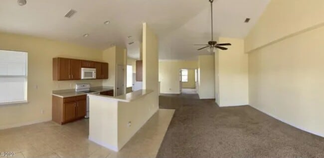 Photo - 1055 Venetian Dr