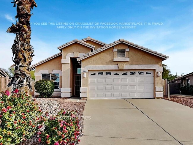 Building Photo - 2509 N Silverado