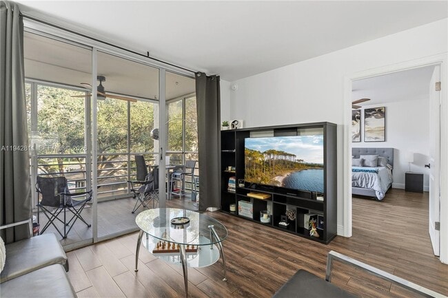 Photo - 9340 Lagoon Pl Unit 304