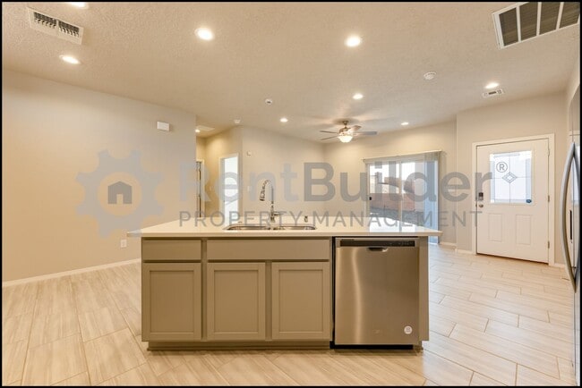 Photo - CALL TO SCHEDULE A SHOWING 505-808-6467
