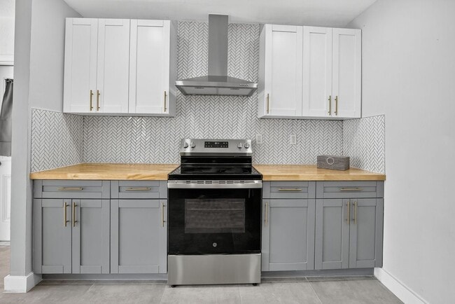 Photo - 642 SW 11th St