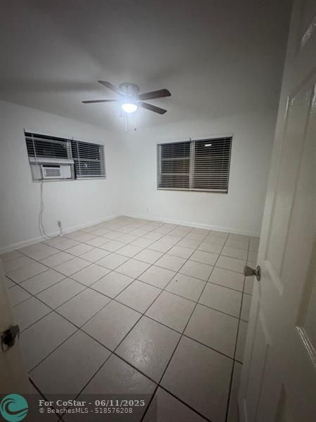 Photo - 107 SW 18th Ave Unit 8