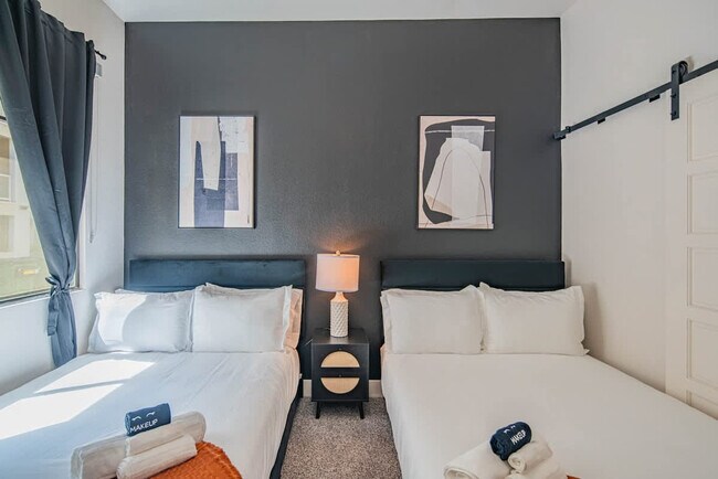 Photo - 15501 N Dial Blvd Unit ID1263142P