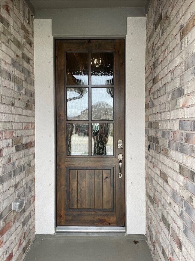 Photo - 2302 Hazel Berry St