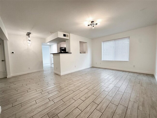 Photo - 1307 Norwalk Ln Unidad 102