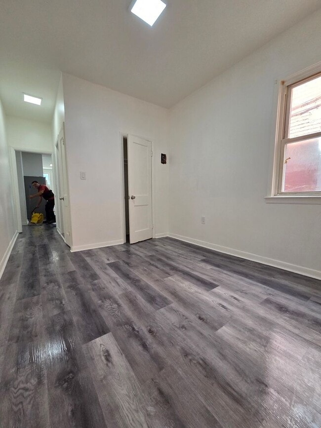 Photo - 3605 5th St Unidad #1