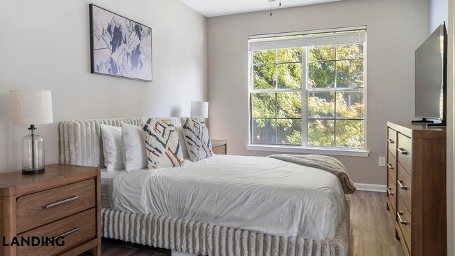 Photo - 100 Peyton Pl SW Unit 4207