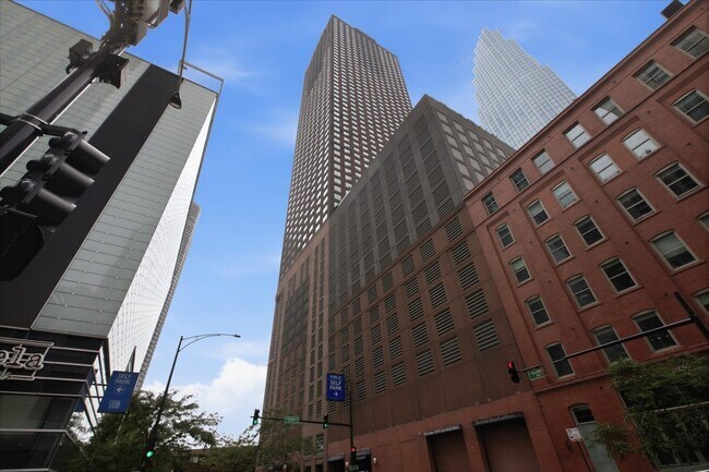 Photo - 474 N Lake Shore Dr Unit # 05109