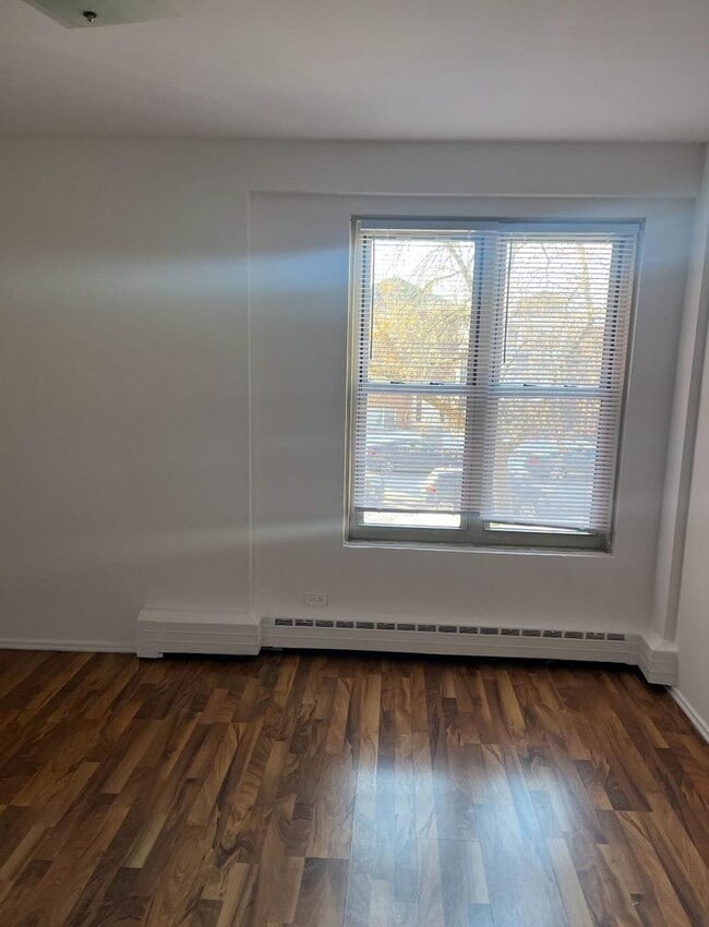 Photo - 2600 W Berwyn Ave