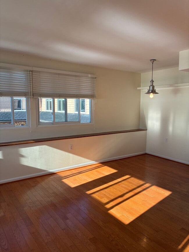 Photo - 1 Bedroom Waterfront Condo in Historic Dow...