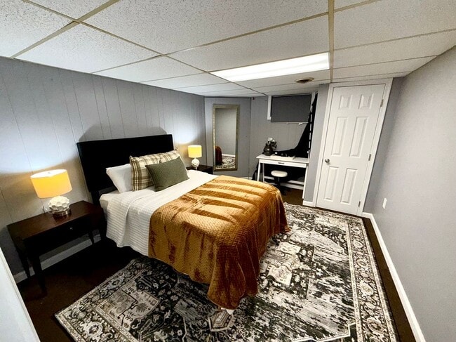 Photo - 6525 Kenova St