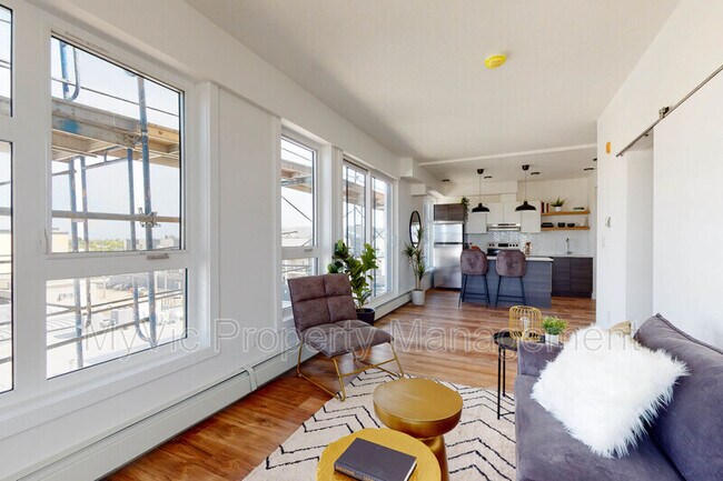 Photo - 8015 102 St NW Unit Two Bedroom