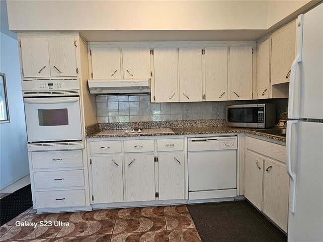 Photo - 2380 World Pkwy Blvd Unit 56