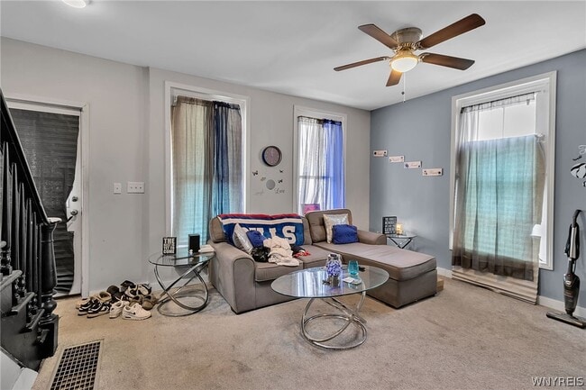 Photo - 43 Waterman St