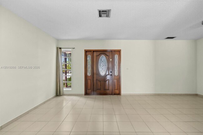 Photo - 13 SW 97th Pl