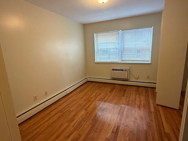 Photo - Beautifully-Maintained 1-Bedroom & Central... Unit 14B