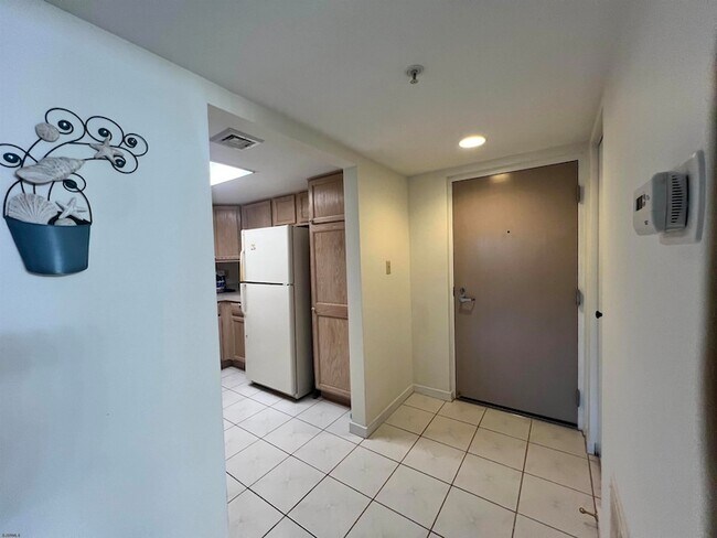 Photo - 4310 Dolphin Ave Unidad 4310