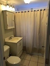 Baño - 216 Dorchester St Unidad 2