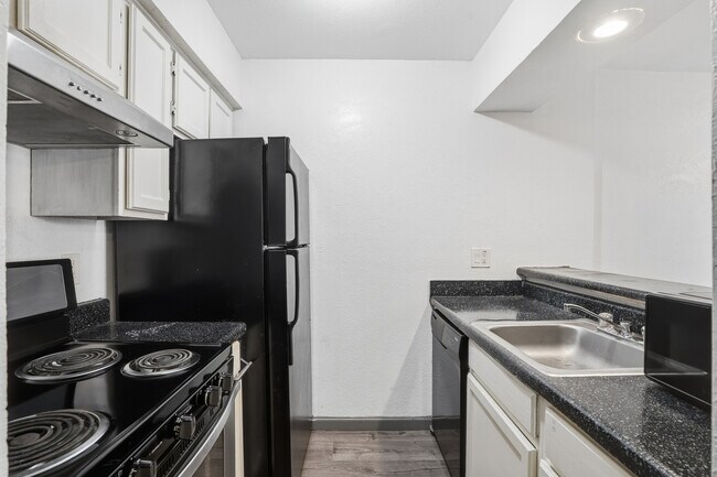 Photo - 9520 Royal Ln Unit 207