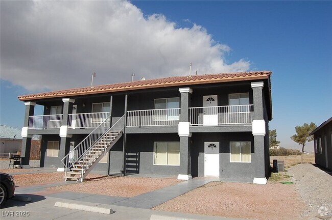 Building Photo - 1400 Ogallala St Unit 1 Rental