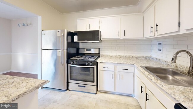 Photo - 2622 Fort Farnsworth Rd Unit 216