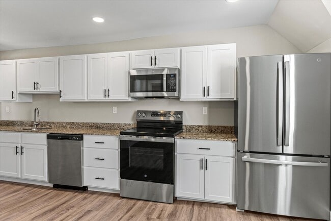 Photo - 378 S Mammoth Rd Unit 378 #2