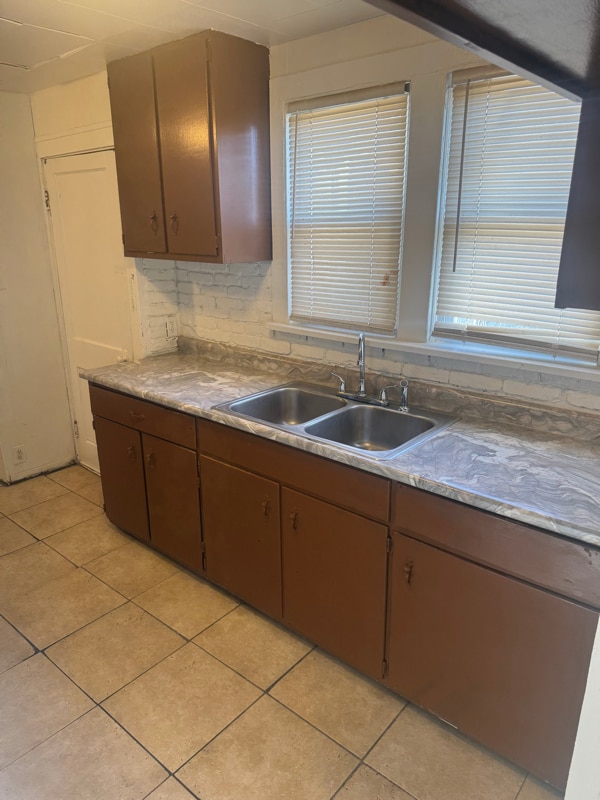 Photo - 5177 Connecticut St