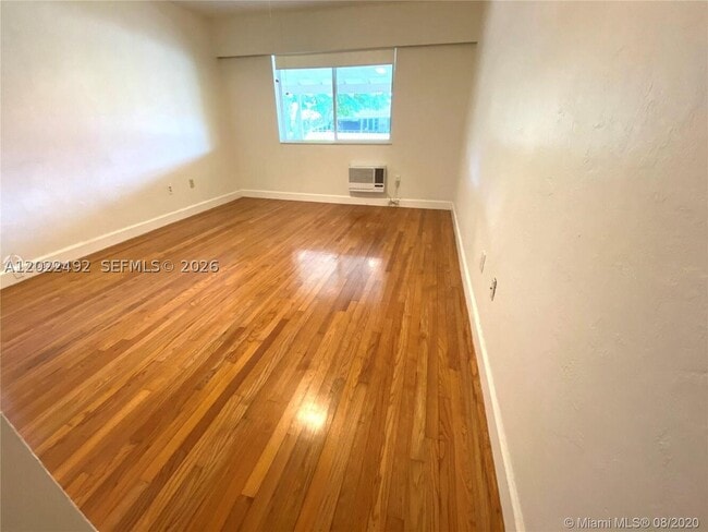 Photo - 30 Park 16 Park Unit 16