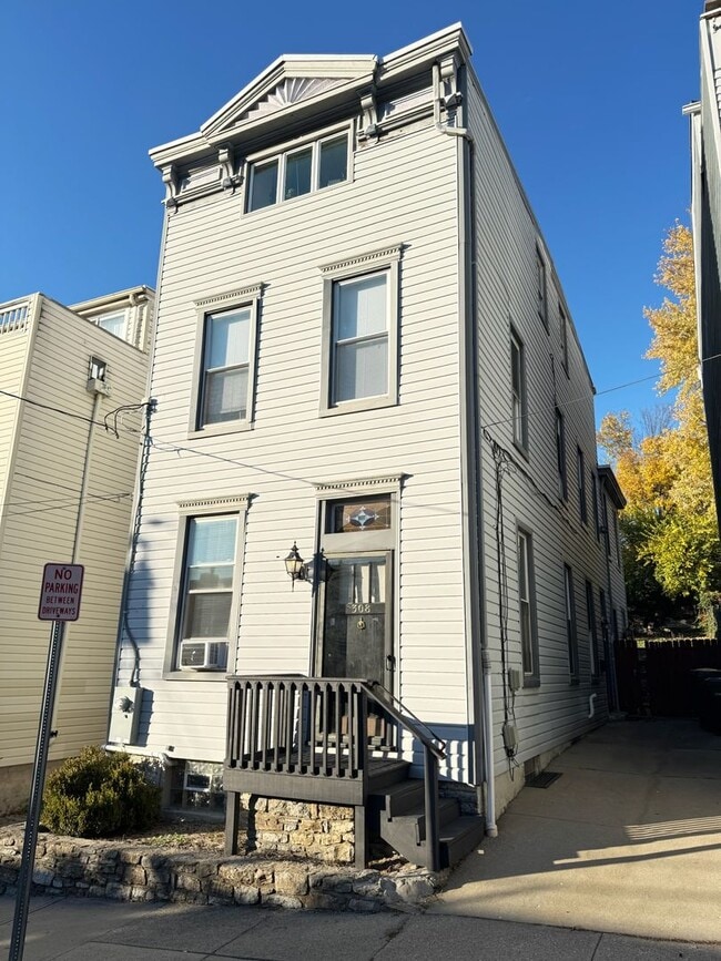 Building Photo - 308 Klotter Ave Unit Single Family