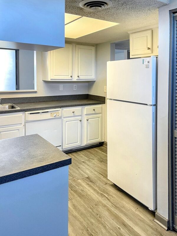 Photo - 27 Sycamore Ct