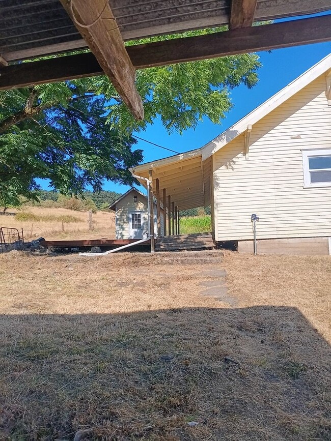 Photo - Beautiful Secluded Farmhouse & Shop is Ava...