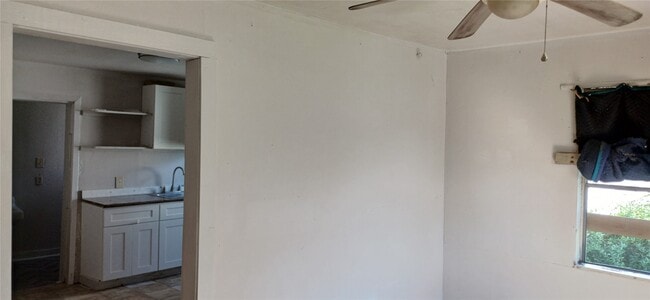 Building Photo - 6717 Avenue H Unit 2 Rental