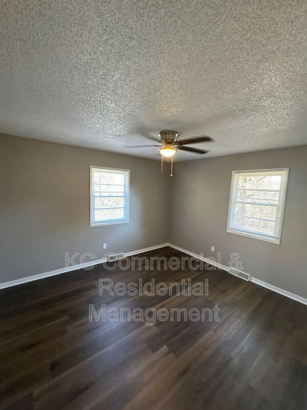 Photo - 218 SW 19th St