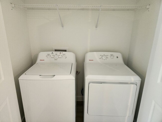 Photo - 716-718 Gilbert Ave S Unit 716 Gilbert Ave S