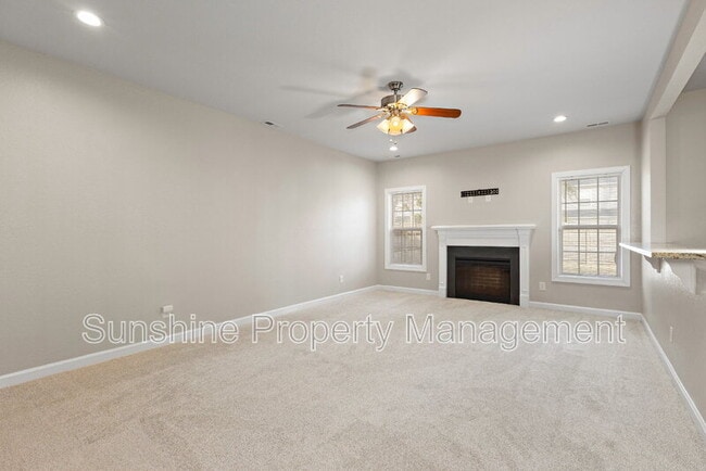 Photo - 4012 Race St