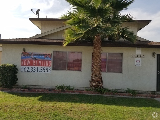 Building Photo - Remodel, Beautiful 2 bedroom 1 1/2 bath ap... Unit 07 Rental