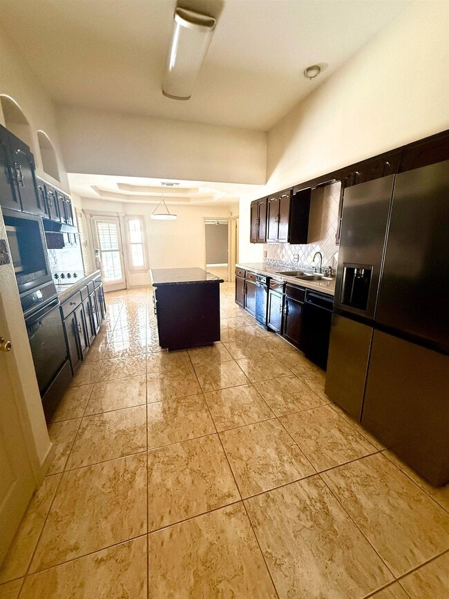 Photo - 1822 Lemonwood Dr