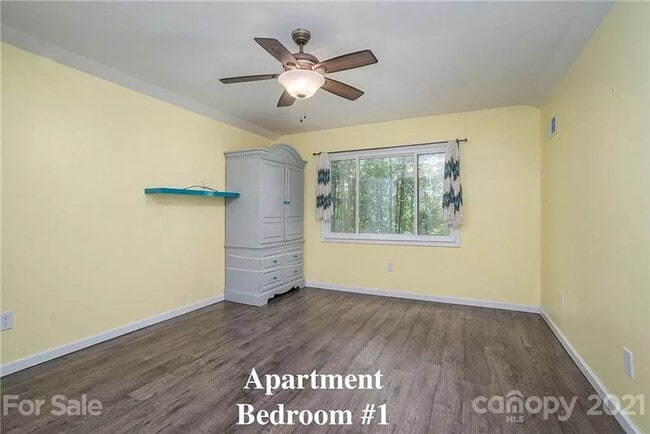 Photo - 3121 Mocking Bird Ln