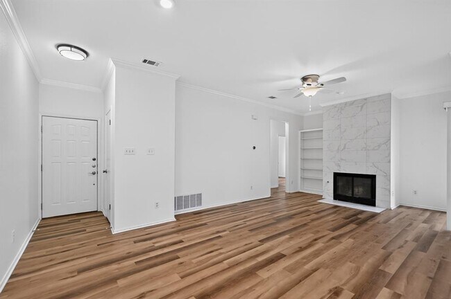 5701 Scout Bluff