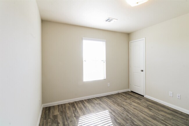 Photo - 11922 Pia Drive