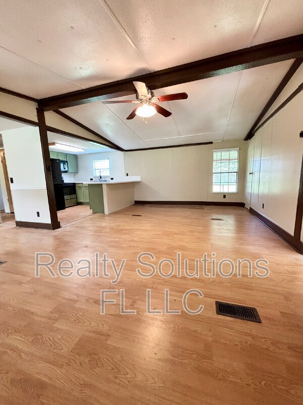15518 Lake Apopka Rd