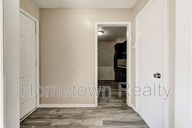 Photo - 333 NW 90th St