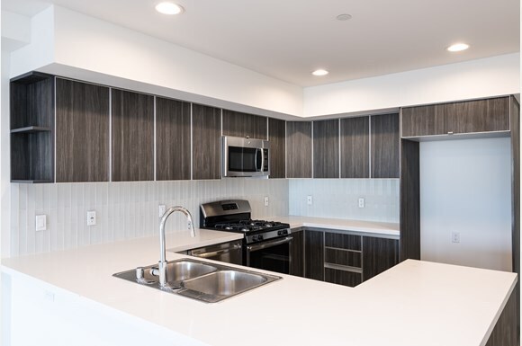 Photo - 748 Wilcox Ave Unidad 307