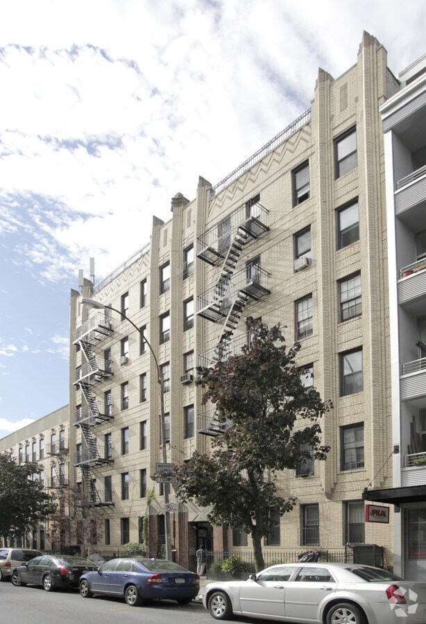 Primary Photo - 540 St Johns Pl