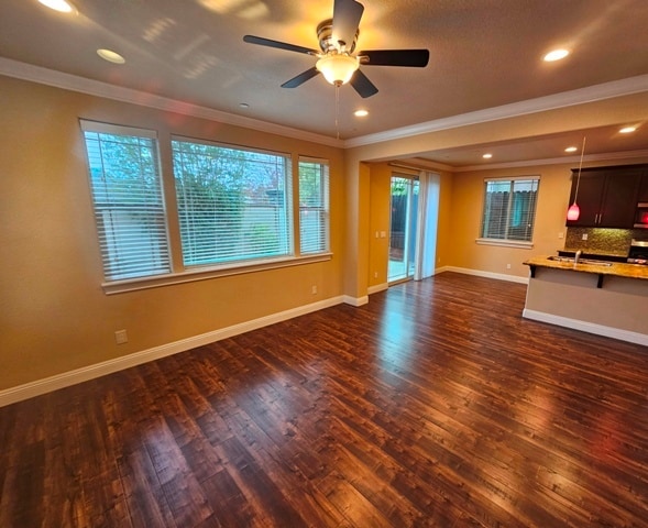 Photo - 541 Addison Ct