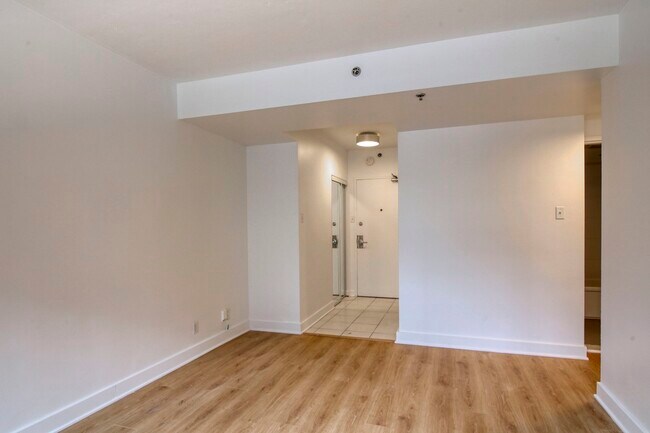 Photo - 3455 Rue Aylmer Unit 306